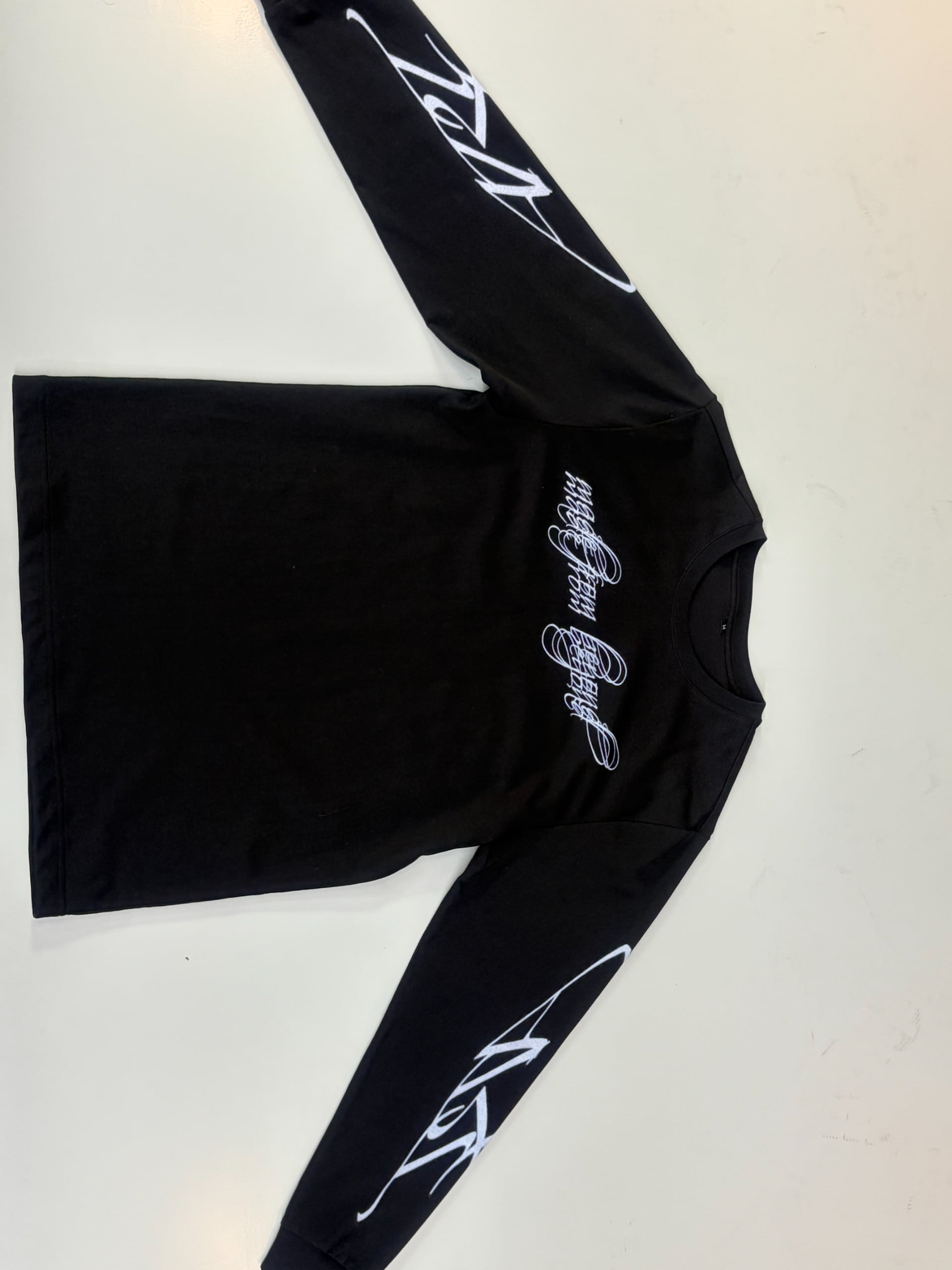 Custom long-sleeve T-shirt manufacturing sample by Yizhe Studio