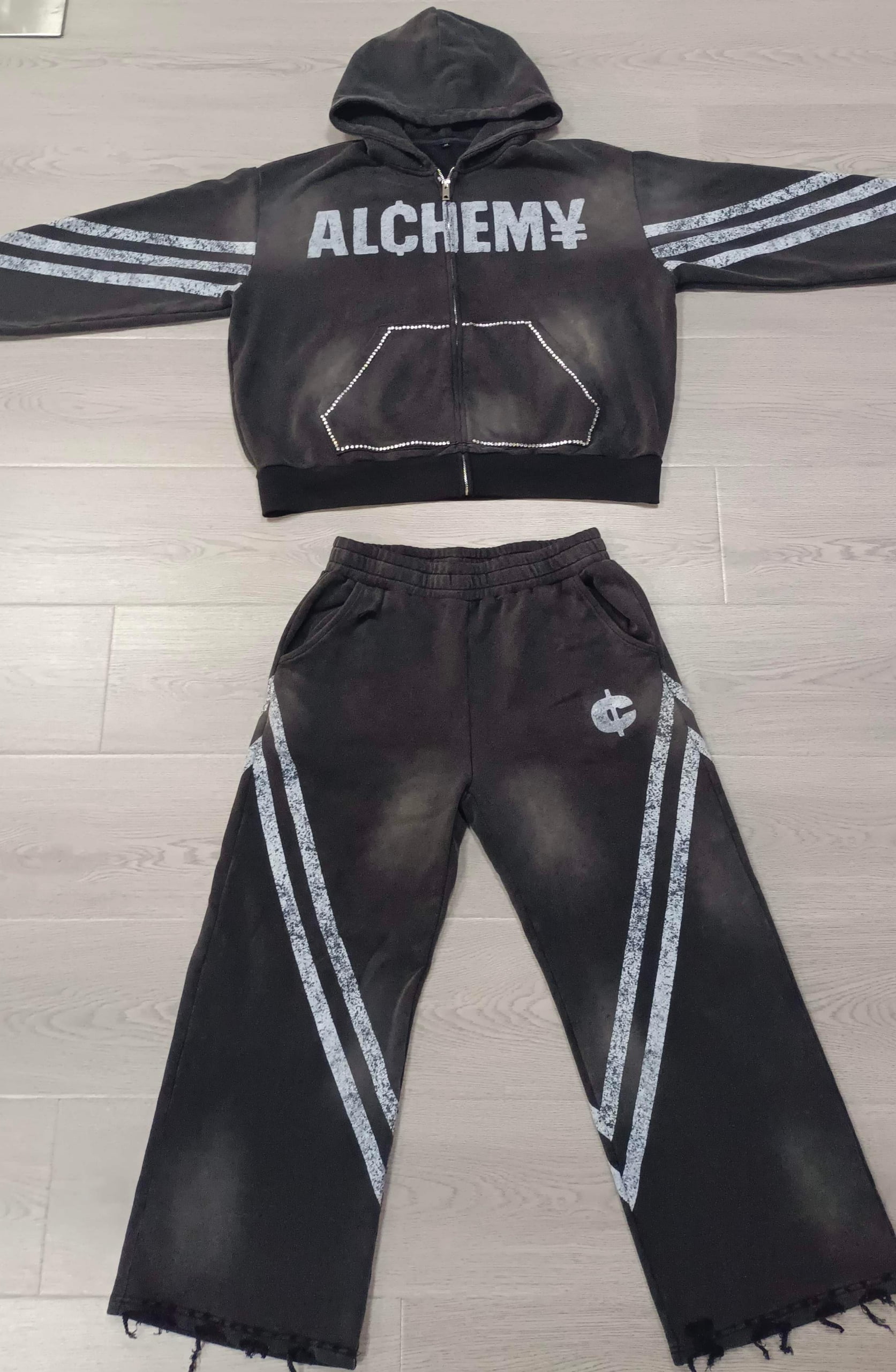 Custom two-piece set manufacturer
